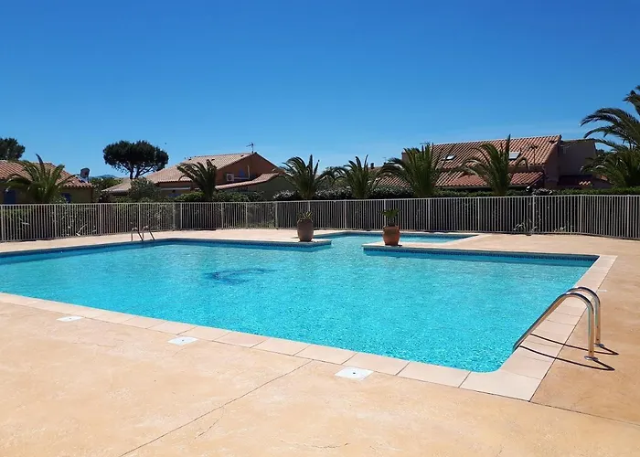 LES MARINES 2 - Villa en résidence avec piscine à 2 pas de la plage